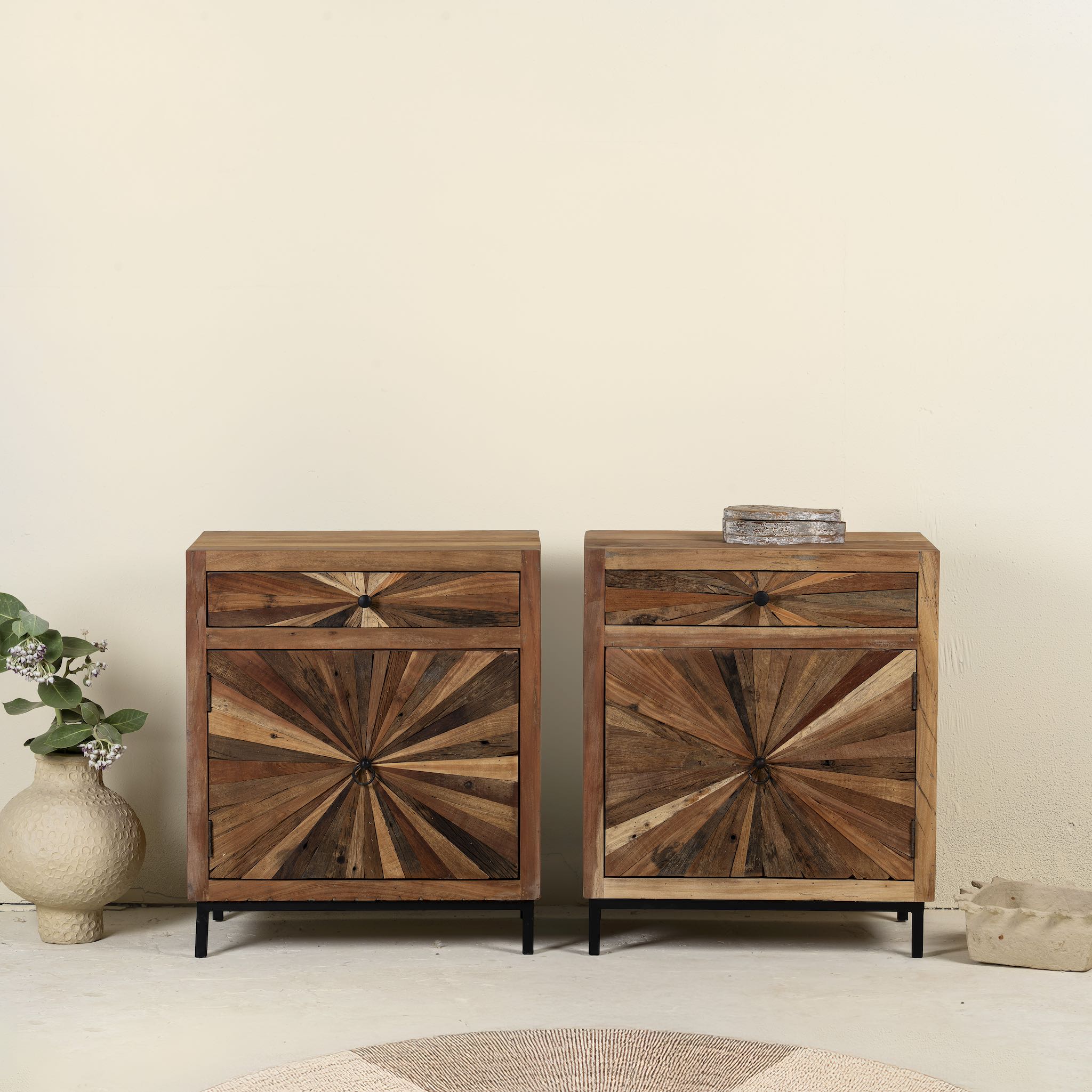 Driftwood cabinet with sunburst front pattern and iron legs, one drawer and cabinet; looks great as sink base cabinet or accent furniture, 63 × 40 × 73 cm.