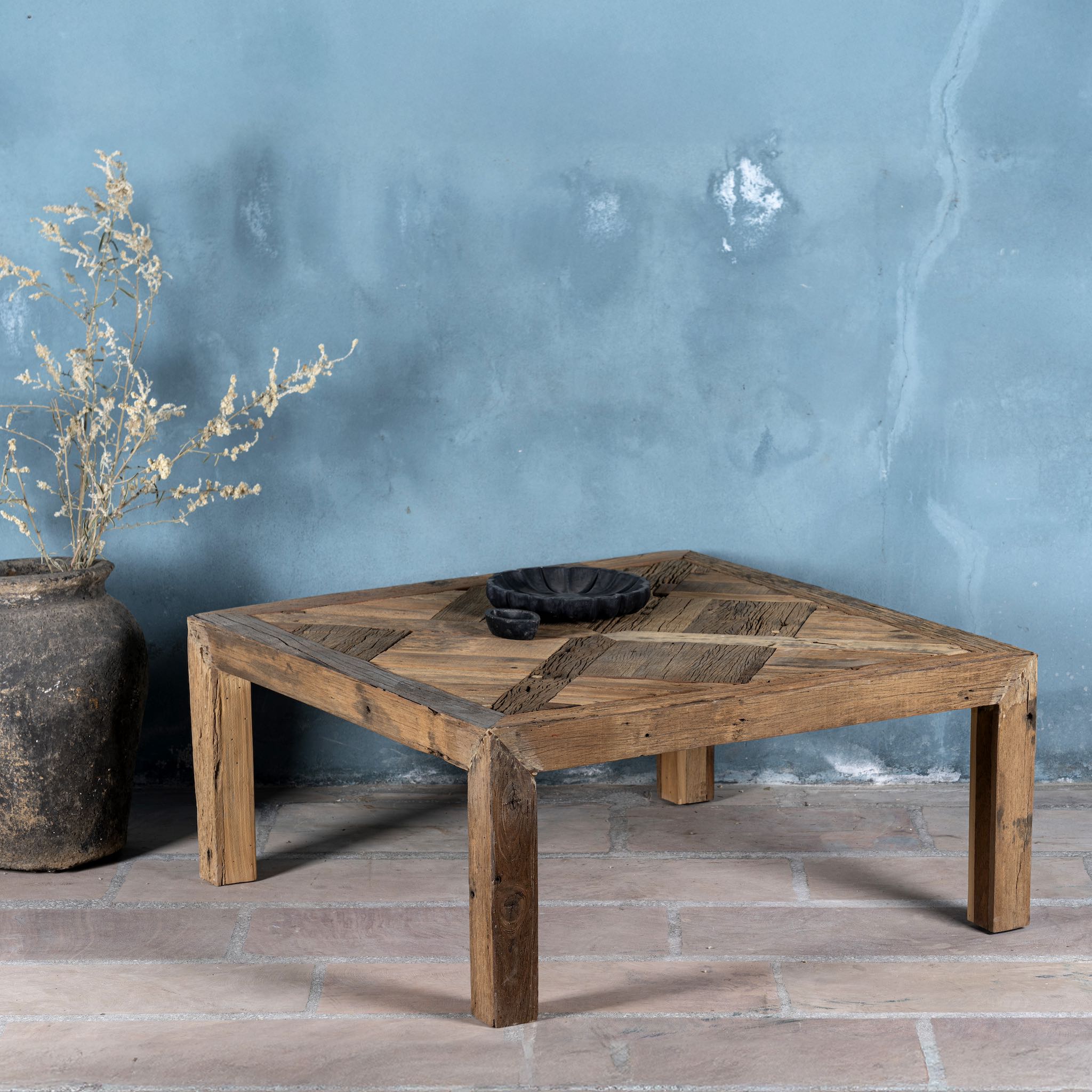 Rustic minimalistic coffee table with geometric inlay, reclaimed wood coffee table crafted from sustainable furniture materials, 100 × 100 × 45 cm.