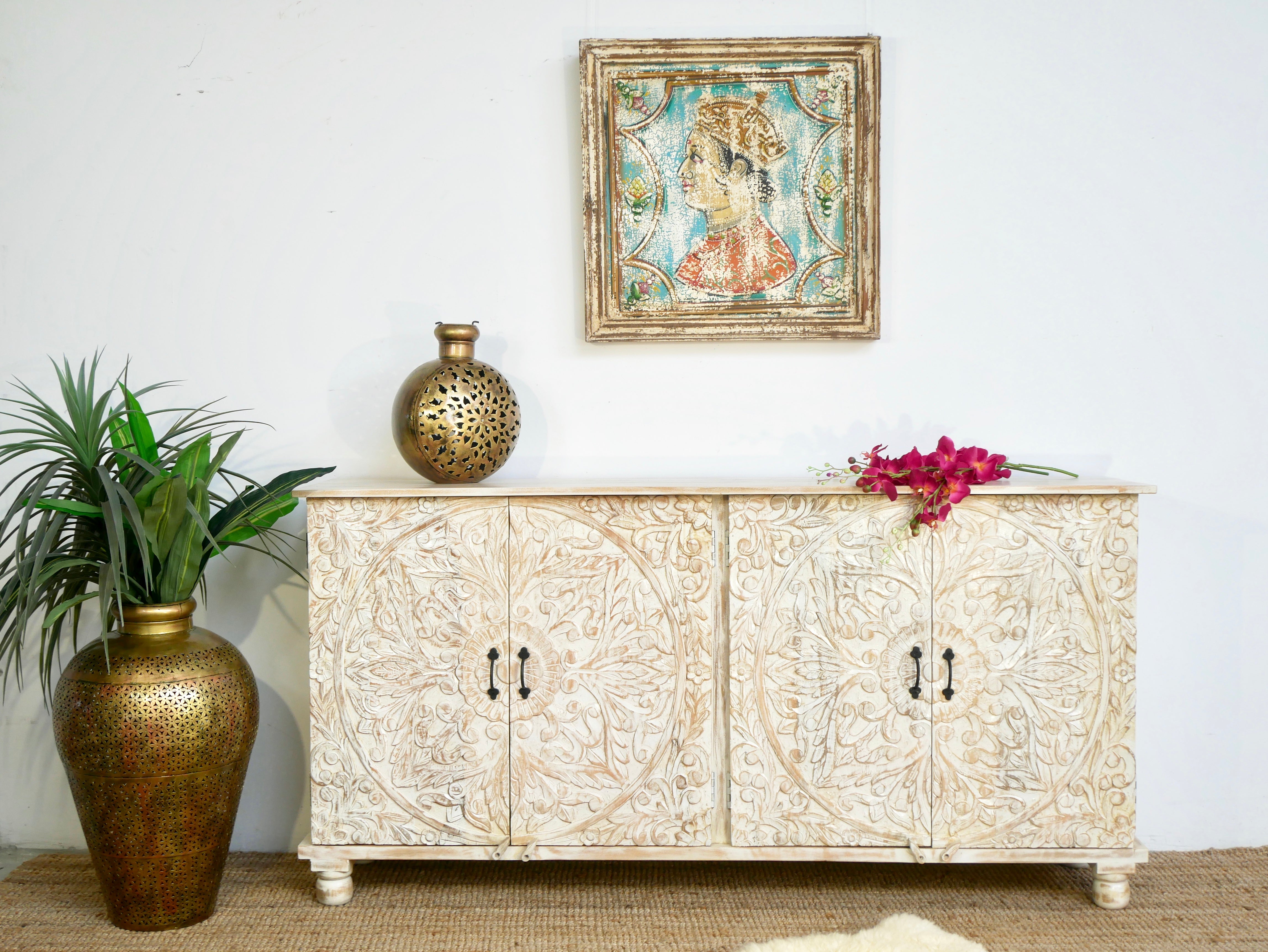 Kurnool, indian-style vintage sideboard