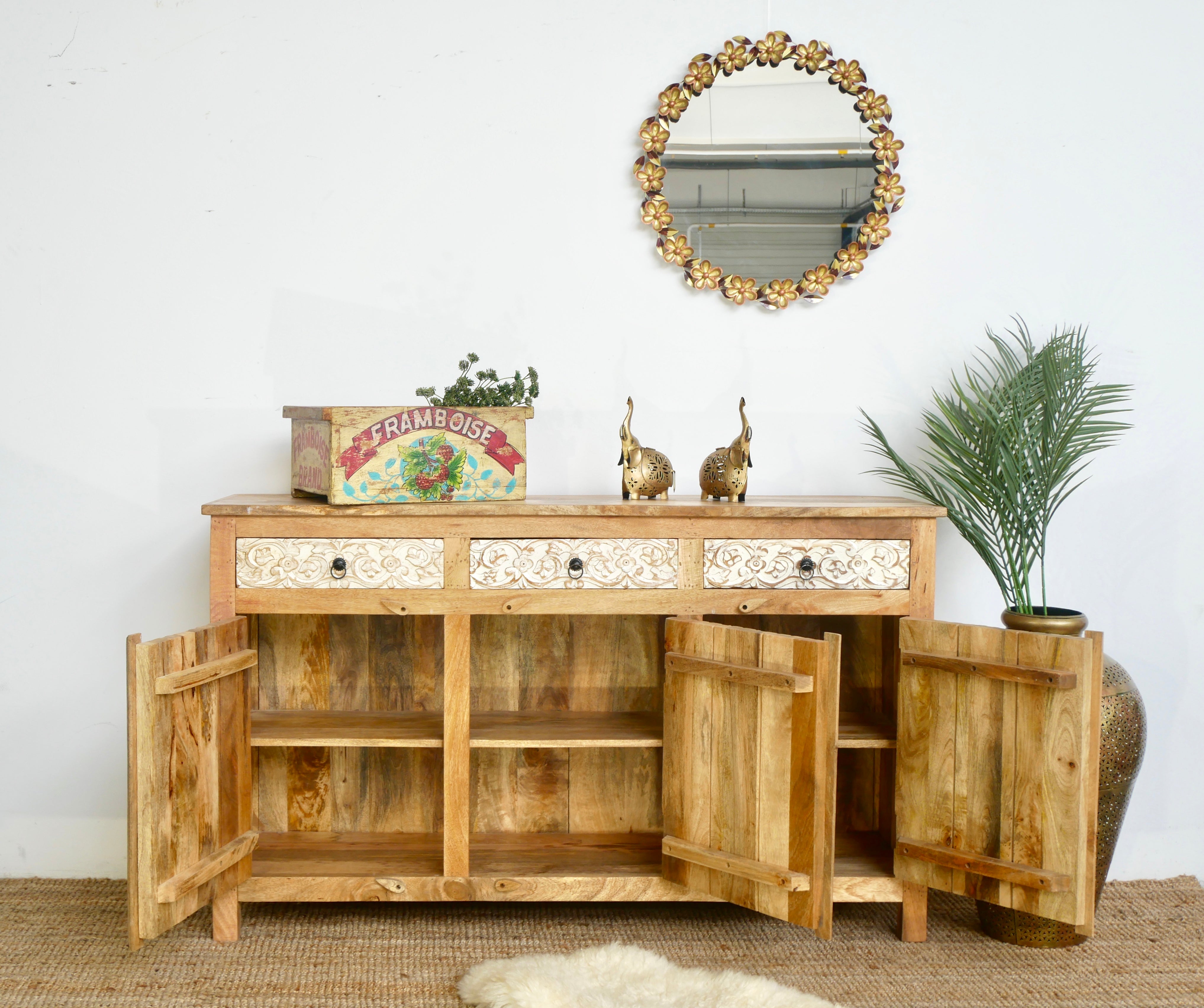 Pune, vintage indian-style sideboard